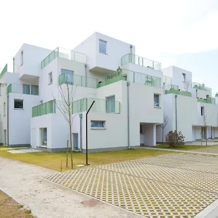Apartment Lux Pogorzelica, Dwupoziomowy, Dwie Lazienki, Dwa Tarasy, Pies Gratis! *